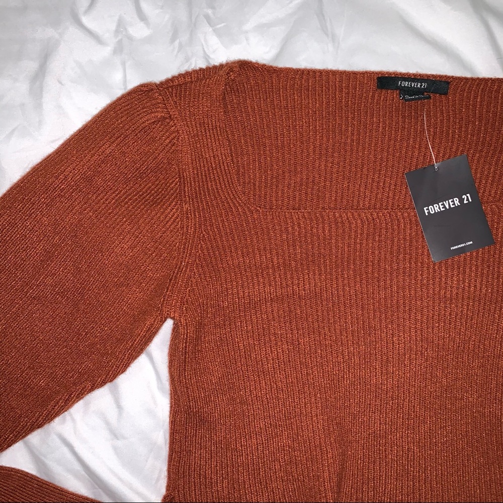 Sweater crop top - Picture 2 of 4